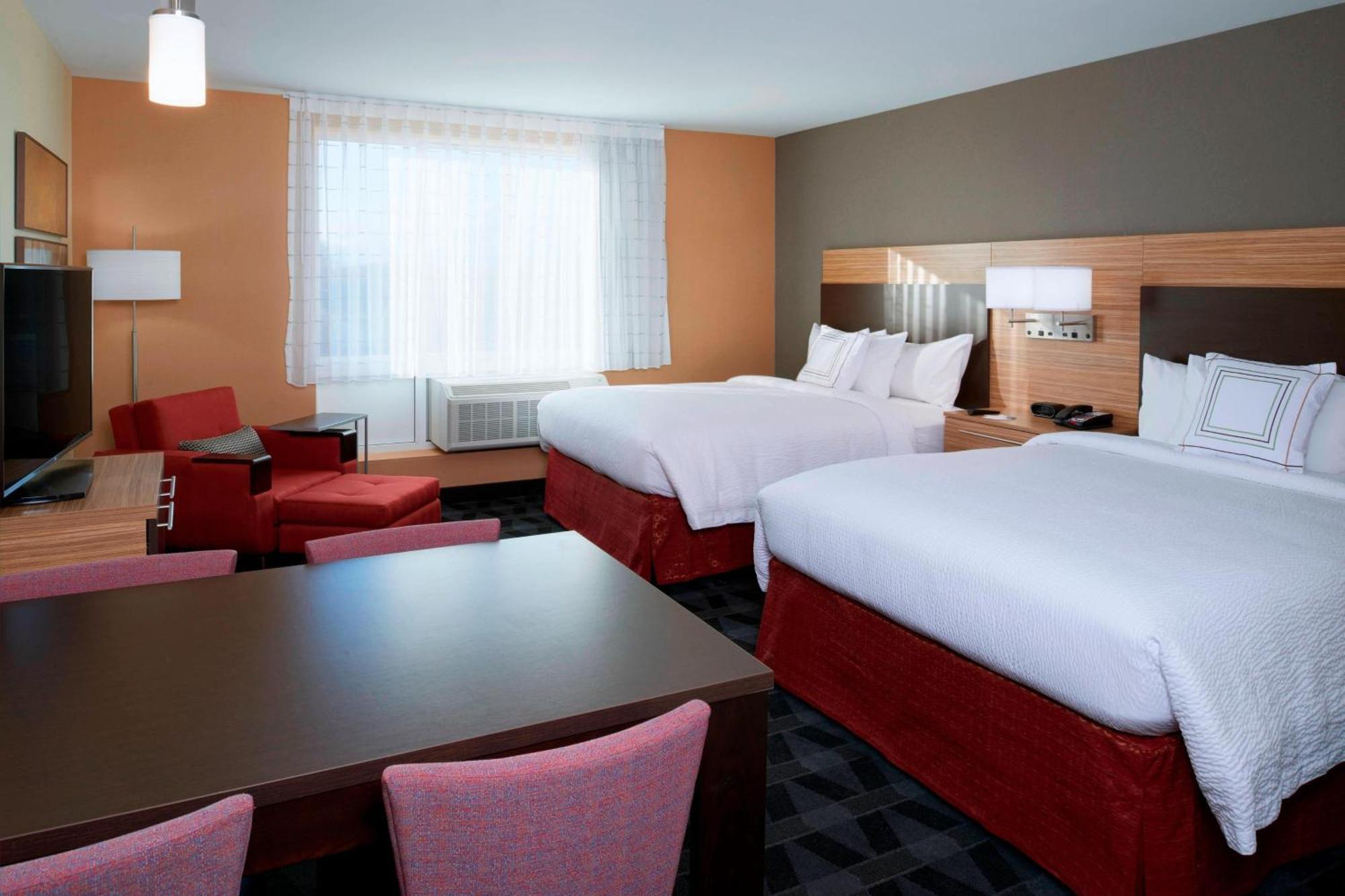 Towneplace Suites By Marriott Grand Rapids Airport Cascade Exterior foto